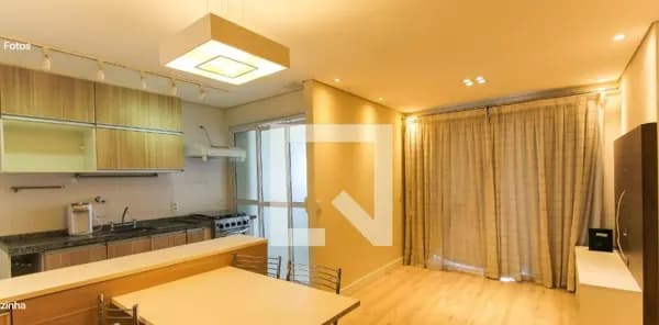 Apartamento de 1 Dormitório Com Varanda e Vaga de Garagem a Venda