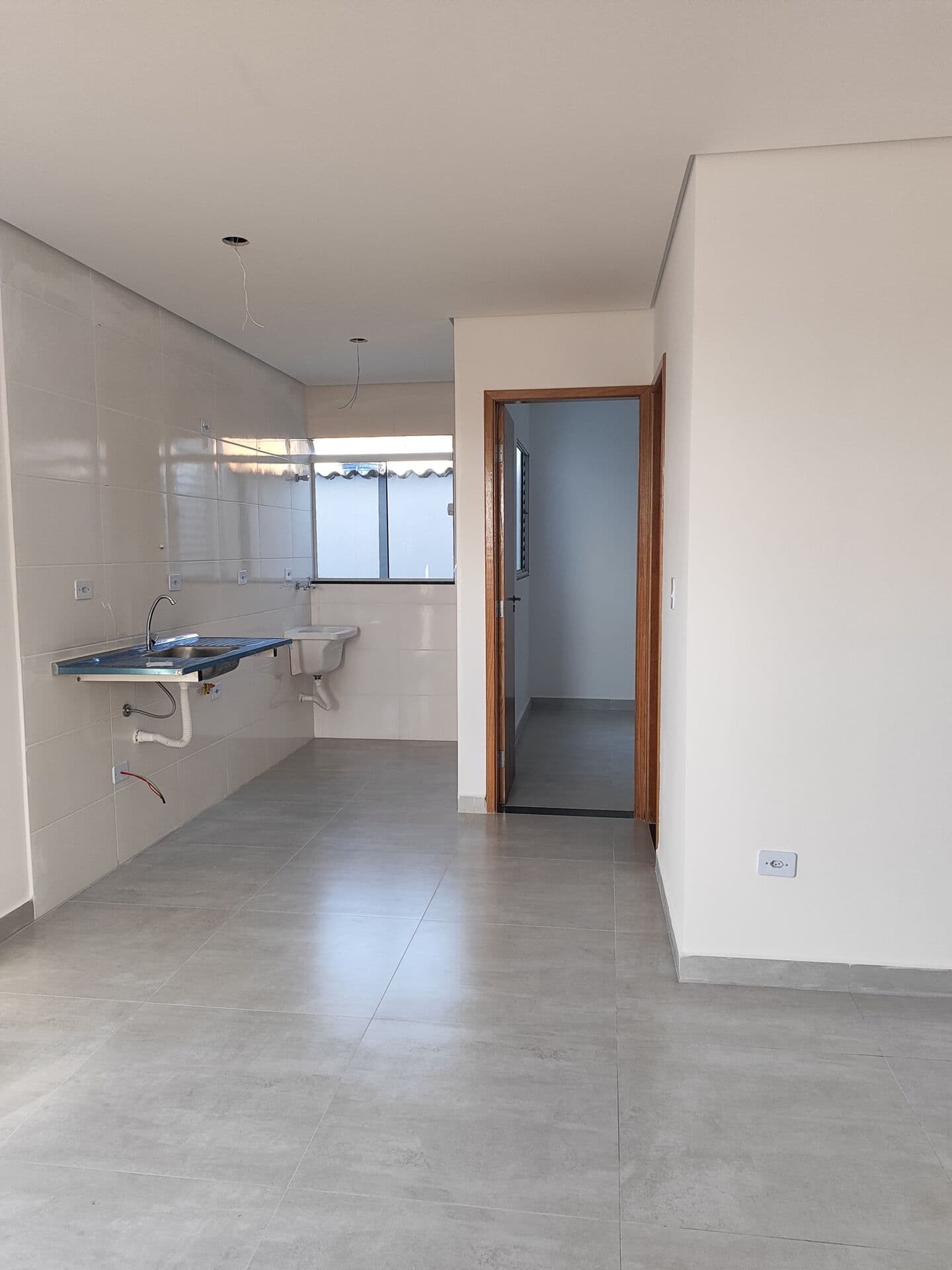 Apartamento á 3min da Estação Patriarca, 2 Quartos Com Vaga de Garagem