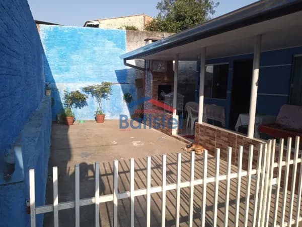 Casa em condomínio com apenas 2 unidades