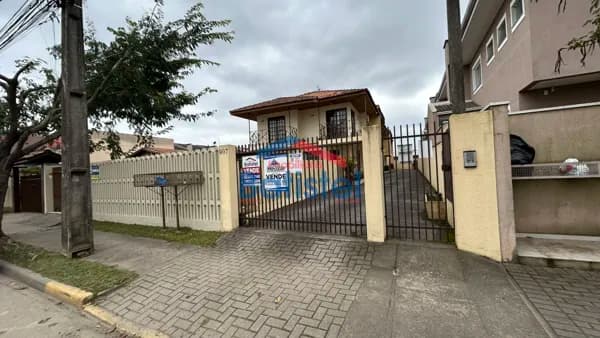 Sobrado em Campo Largo - Loteamento São José