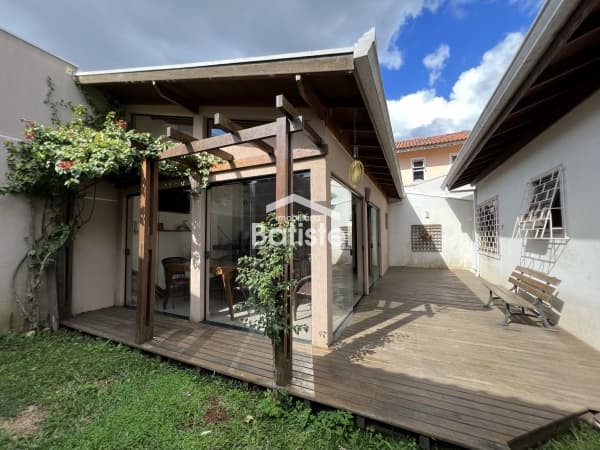 Casa Alto Padrão para Venda em Centro Campo Largo-PR