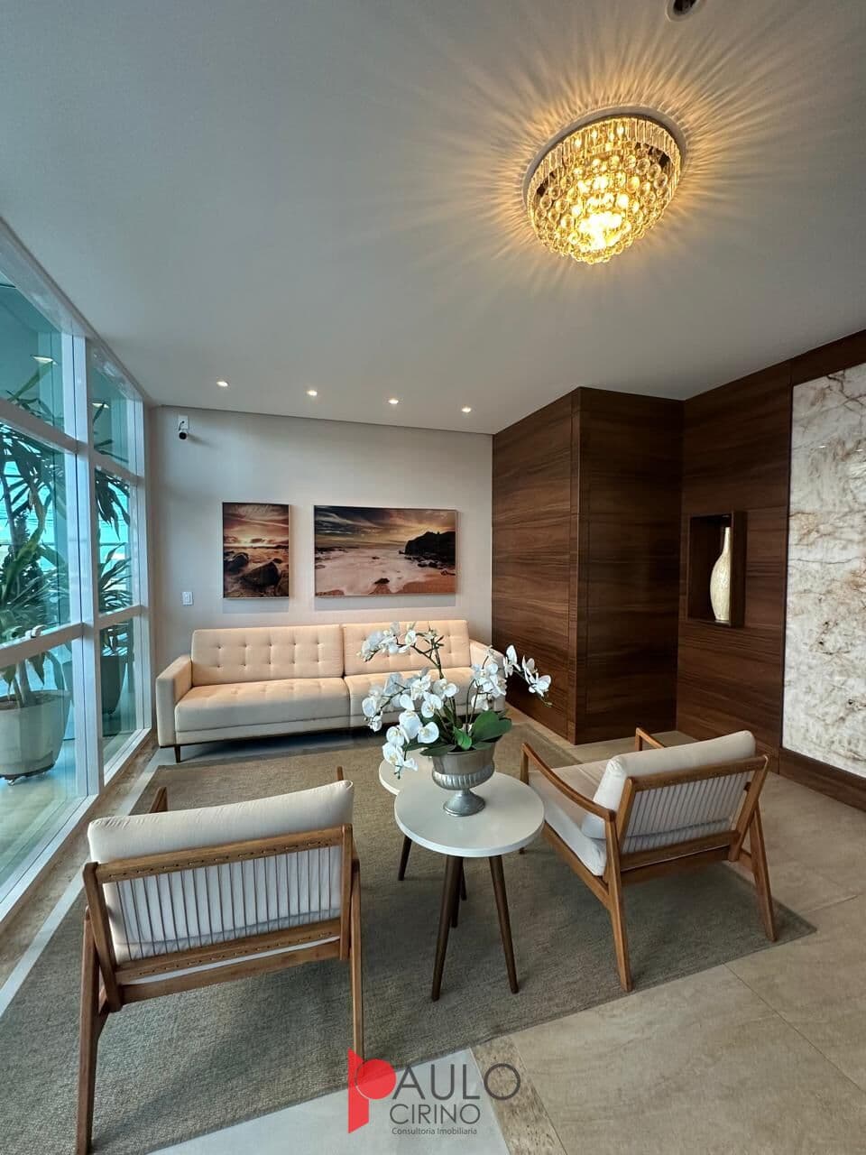 Apartamento 3 quartos sendo 1 suíte com vista lateral para o mar!