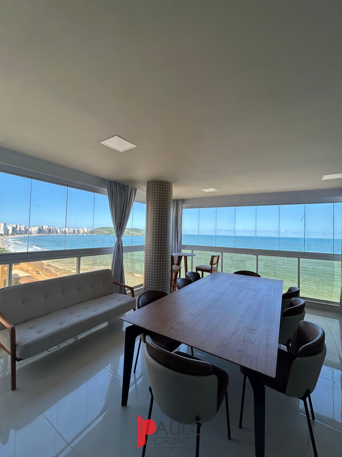 Apartamento Alto Padrão Frente ao Mar na Praia do Morro, Guarapari/ES