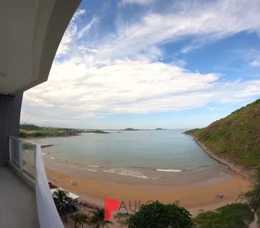 Apartamento novo de 03 quartos pé na areia