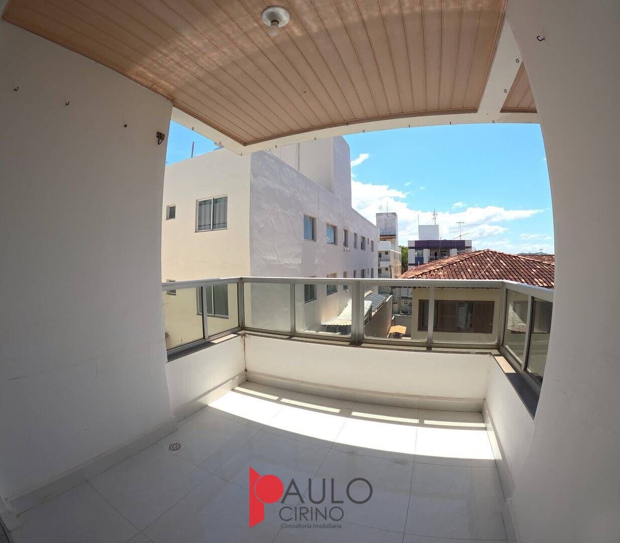 APARTAMENTO 03 QUARTOS ESPAÇOSO NA AV PRAIANA GUARAPARI