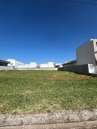 TERRENO PLANO