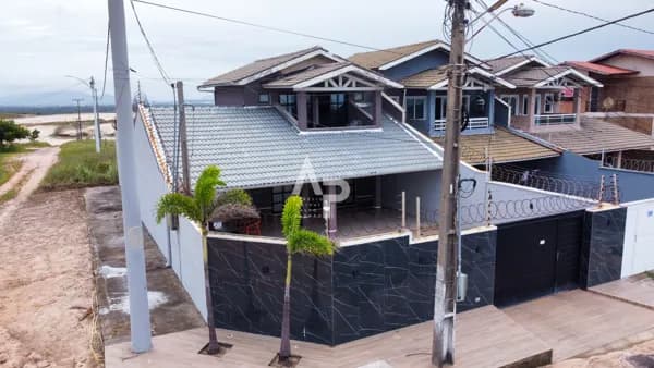 Casa padrão solta à venda no Porto Das Dunas - Aquiraz/CE