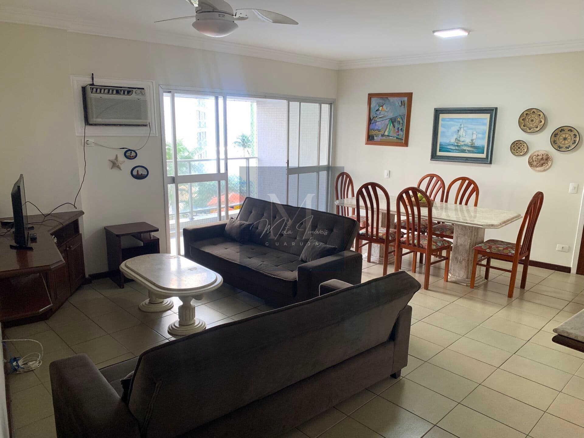 Ao lado da praia com Piscina e Vista para o Mar. 03 Dormitórios. 01 Suíte. 02 vagas