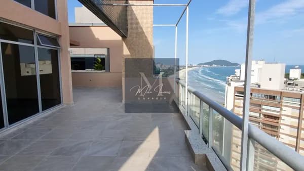 Guaruja.Pitangueiras.Cobertura duplex. 06 suítes. Reformada. Vista panorâmica.