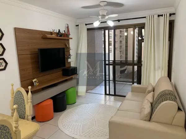 Próximo da praia. Reformado. 02 dormitórios. 01 suíte. 02 vagas. Salão de jogos.