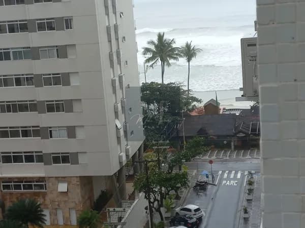 Apartamento em Guarujá - Pitangueiras