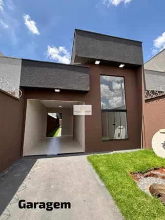 Casa em Aparecida de Goiânia - Jardim Helvécia