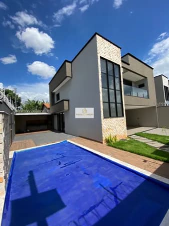 Sobrado em Goiânia - Setor Faiçalville