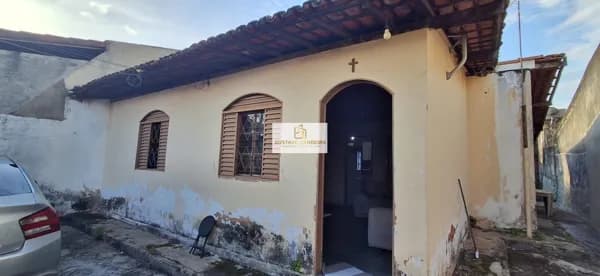 Casa em Aparecida de Goiânia - Conjunto Residencial Storil