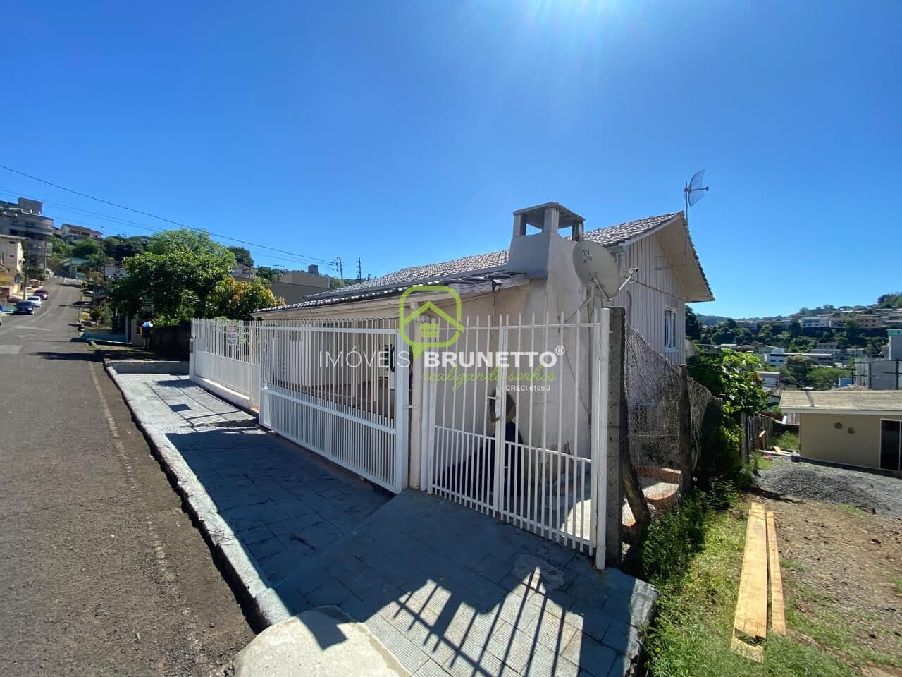 CASA DE 2 ANDARES EM CAPINZAL/SC