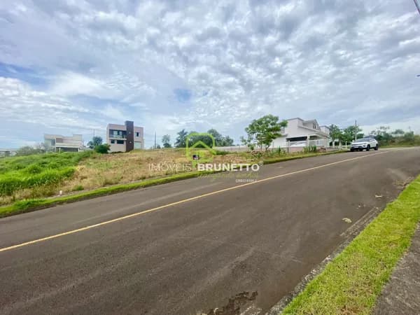 LOTE NO OUTEIRO DO SOL