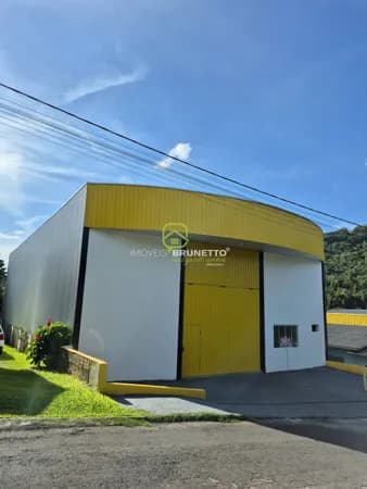 GALPÃO PARA LOCAÇÃO OU VENDA – ÁREA INDUSTRIAL