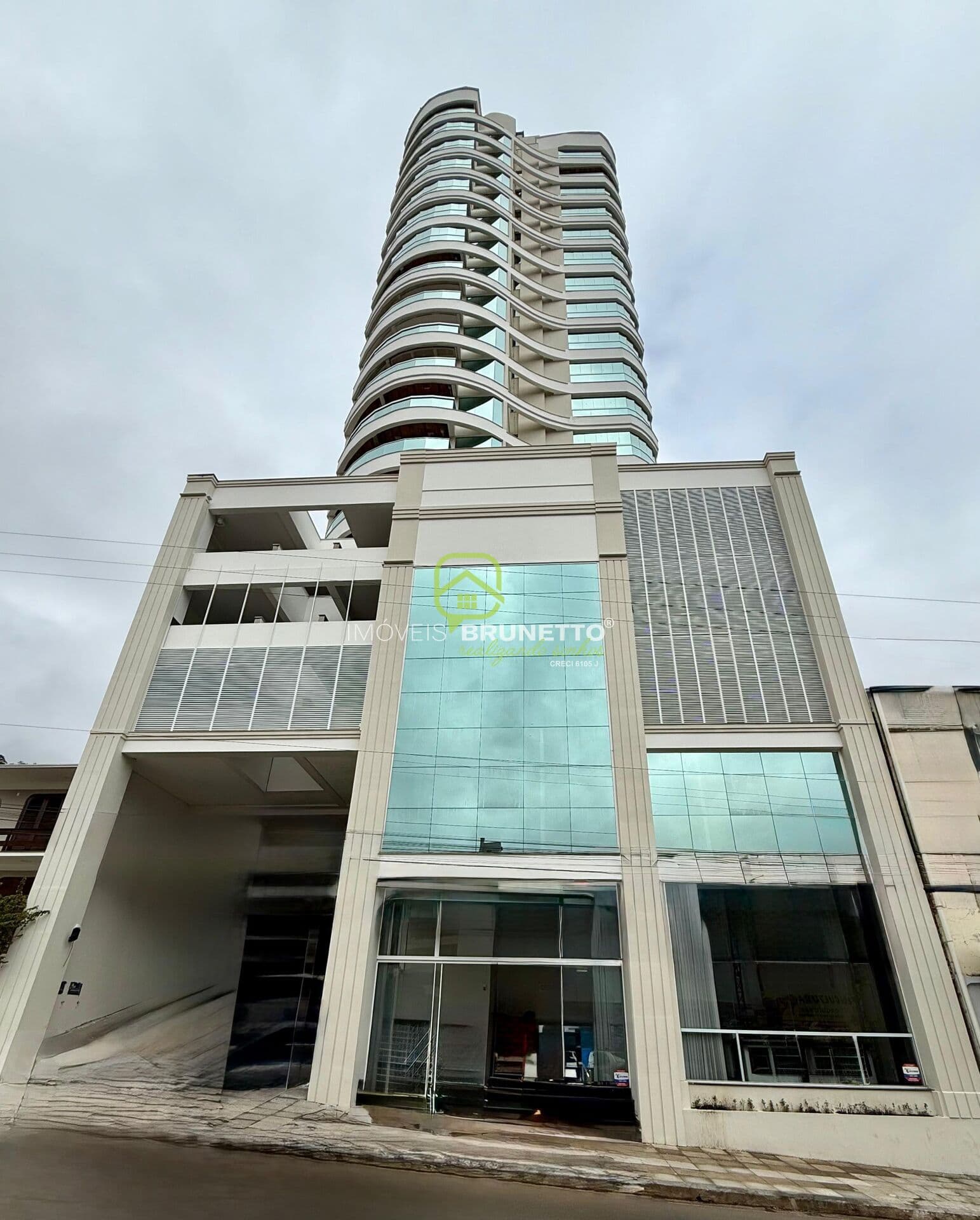 APARTAMENTO NO EDIFÍCIO ÓPERA EM CAPINZAL/SC