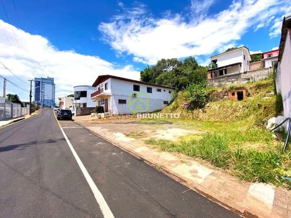 TERRENO COMERCIAL NO CENTRO