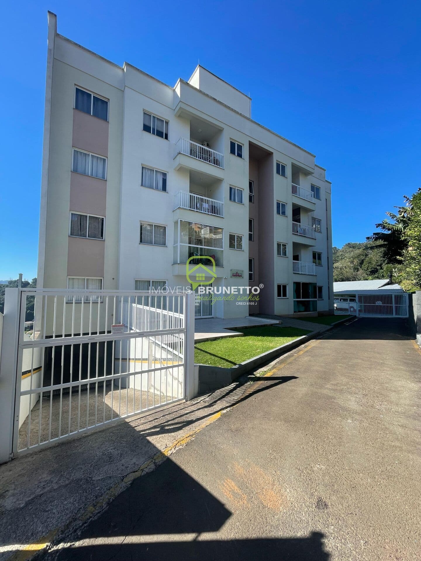 APARTAMENTO COM SUÍTE + 1 DORMITÓRIO EM CONCÓRDIA/SC