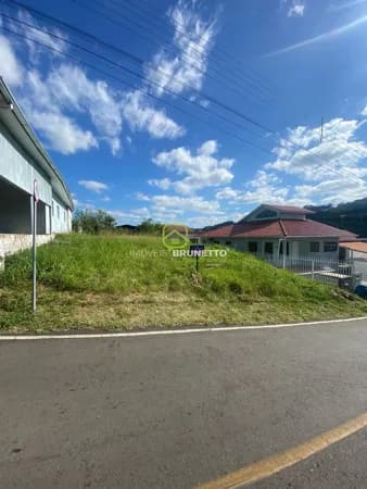TERRENO NO PARQUE E JARDIM OURO