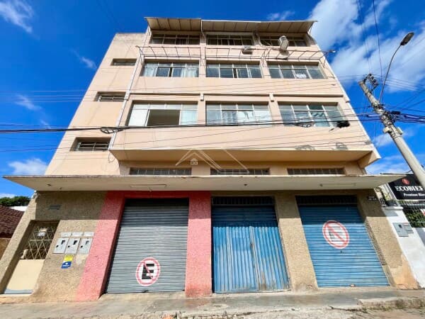 Salão - Andar Comercial com 300m²