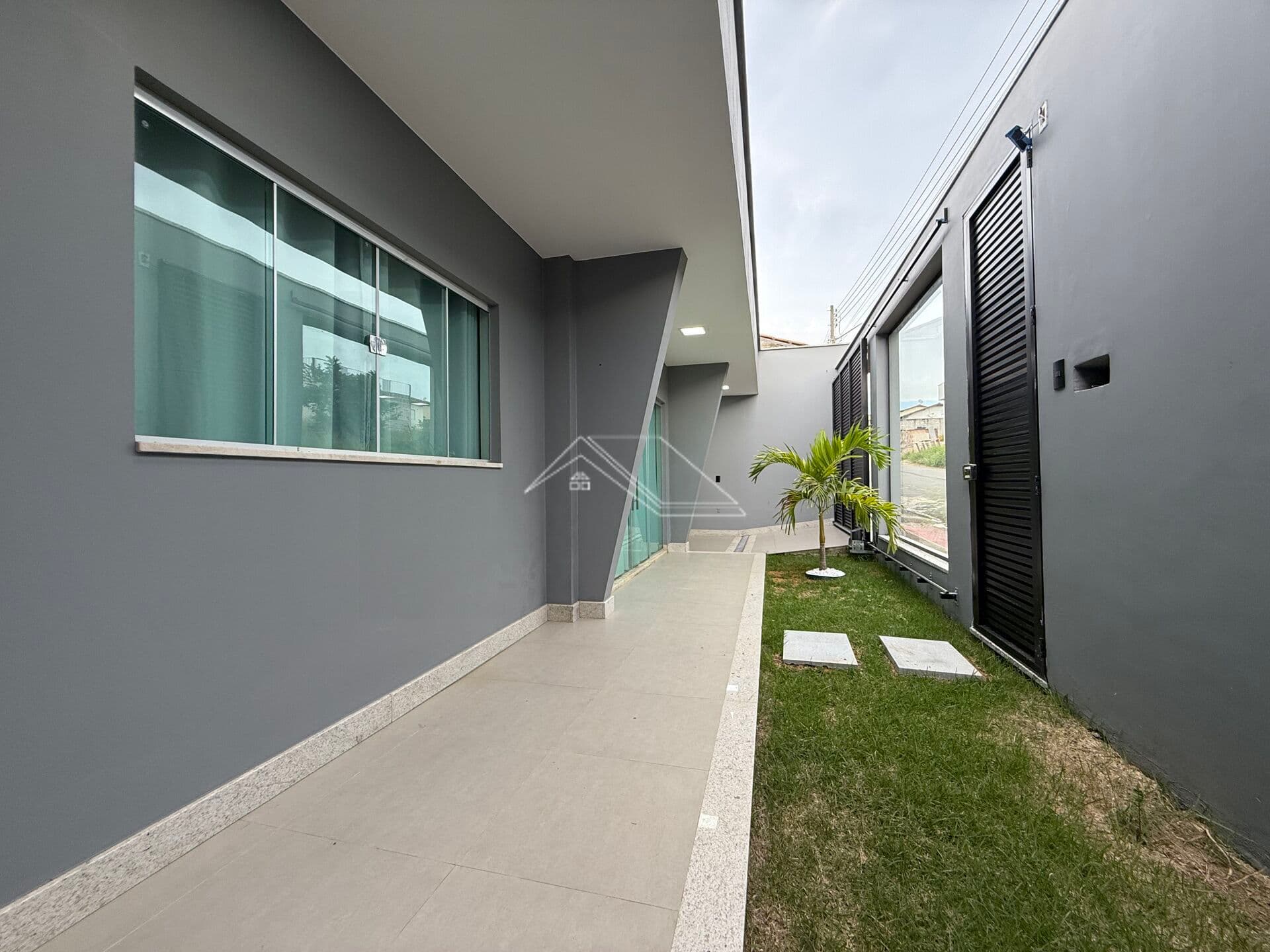 Casa 2 Qts - Lazer com Piscina