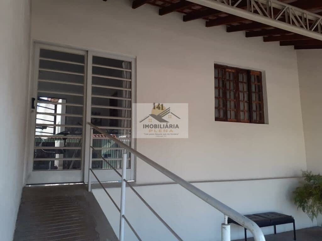 Casa Padrão à venda
