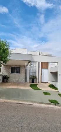 Casa com 3 Dormitórios no Condomínio Horto Villagio