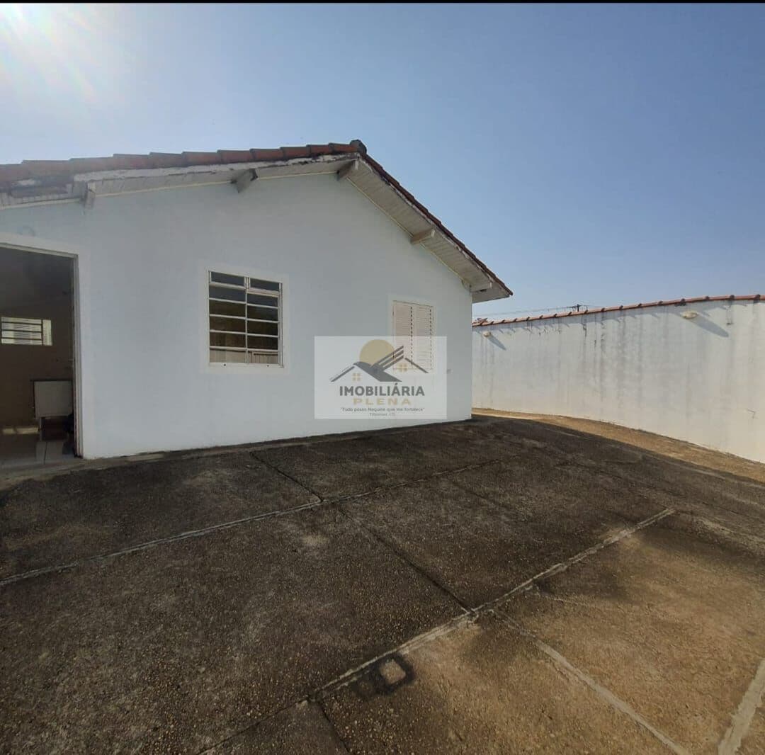 Casa com 03 dormitorios - Votorantim