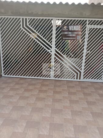Sobrado com 4 Dormitórios no Jardim Santo André