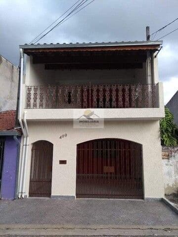 Sobrado Padrão com 3 Dormitórios no Jardim Guaiba