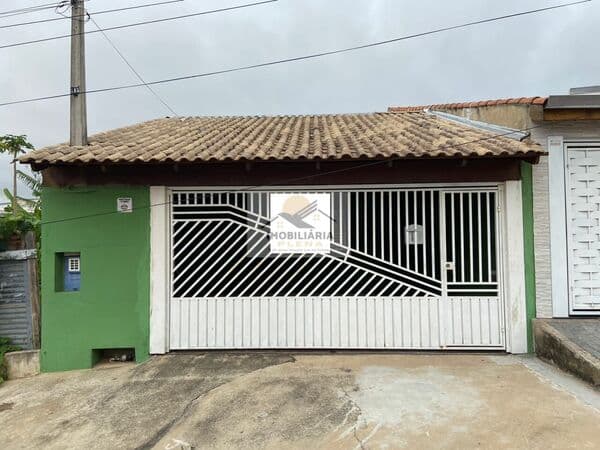 Casa com 3 Dormitórios no Jardim Santa Catarina