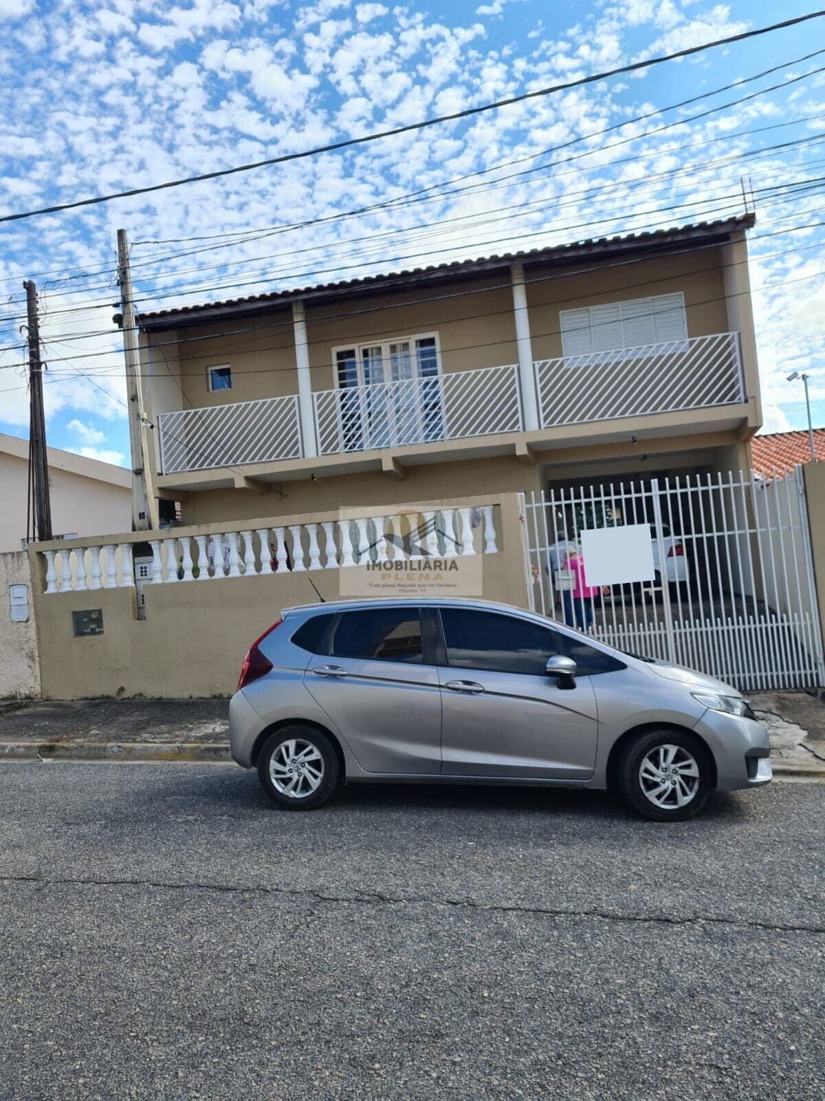 Sobrado 4 Dormitórios na Vila Nova