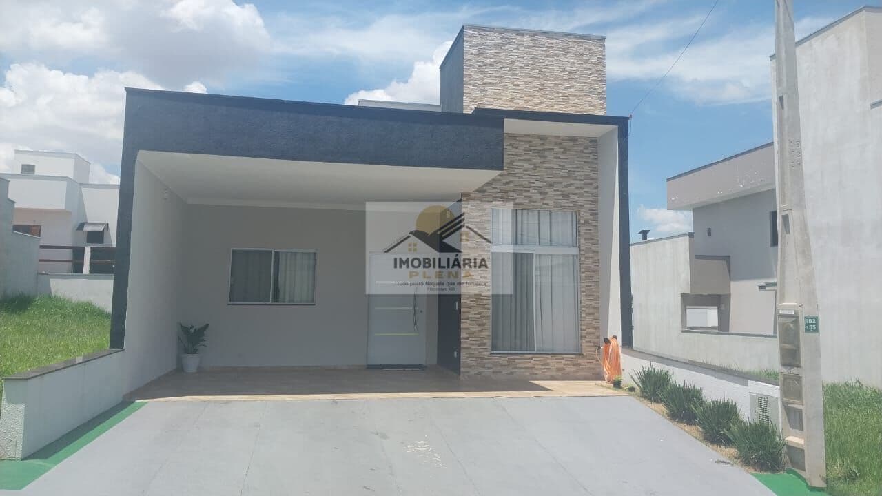 CASA 02 DORMITÓRIOS- SENDO 01 SUÍTE - HORTO FLORESTAL VILAGIO