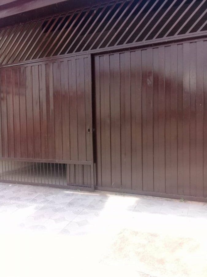 Casa Padrão para Venda em Jardim Portal do Itavuvu Sorocaba-SP