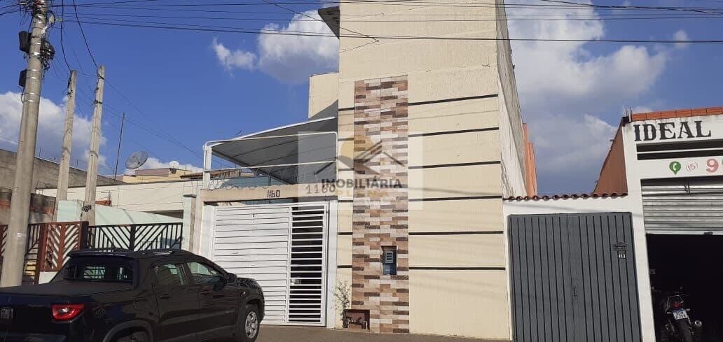 Salão comercial com piscina à venda no Pq. São Bento
