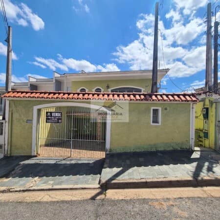 Casa com 2 Dormitórios na Vila Fiore
