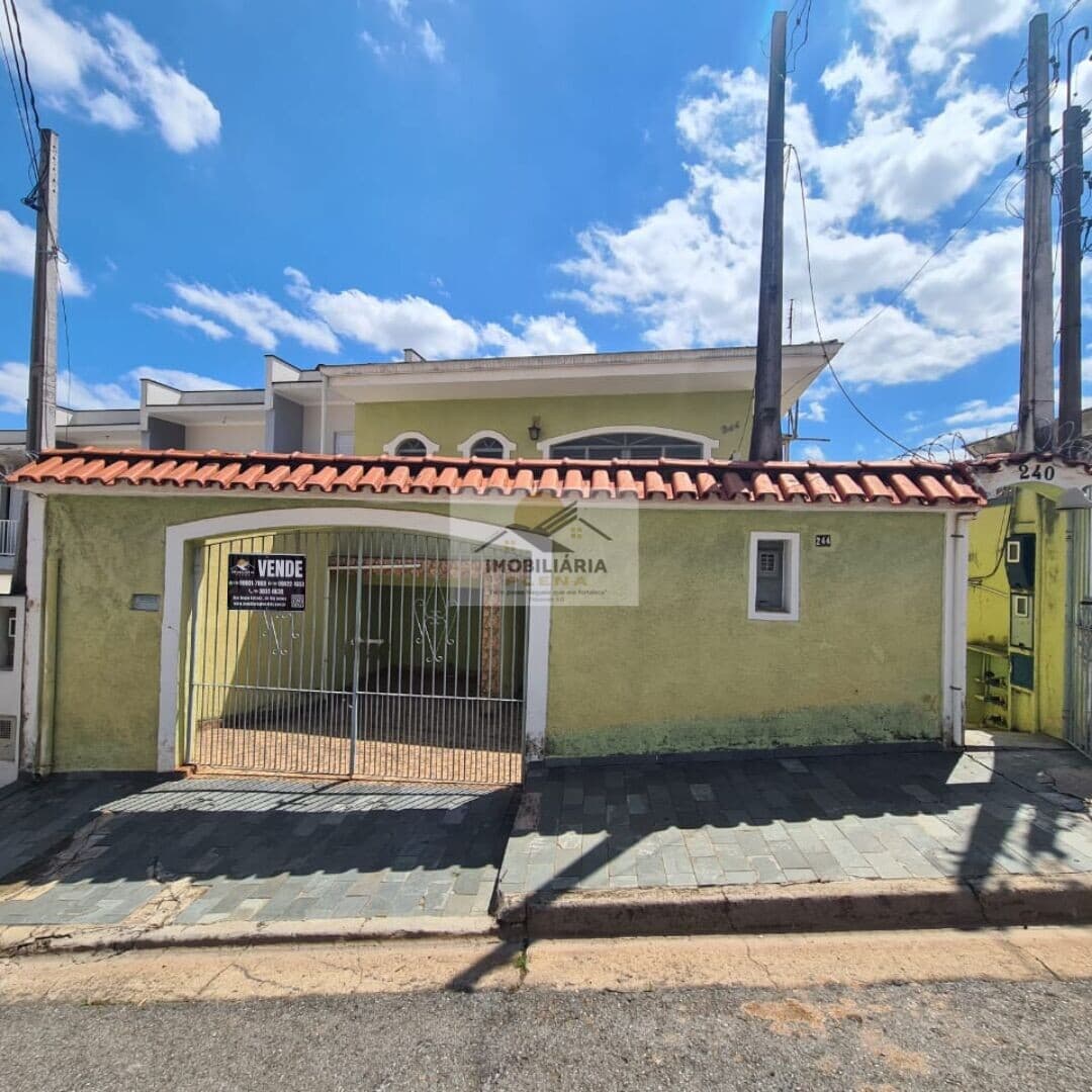 Casa com 2 Dormitórios na Vila Fiore