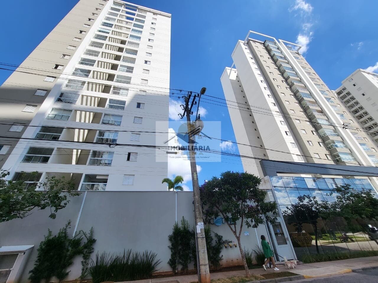 Apartamento com 2 Dormitórios no Edifício Vancouver