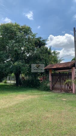 Chácara com 2000m² no Campo do Meio
