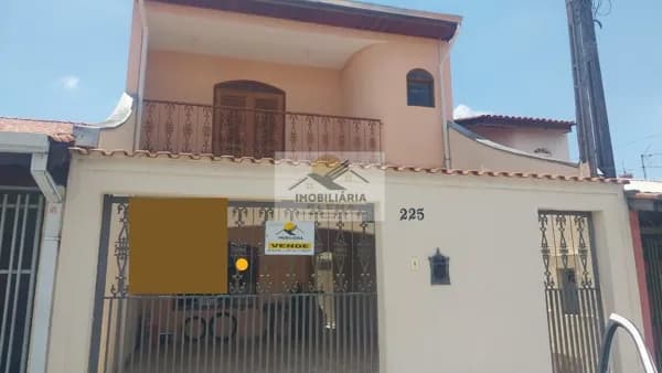 Sobrado 4 Dormitórios, 1 Suite - Vila Guimarães-Sorocaba