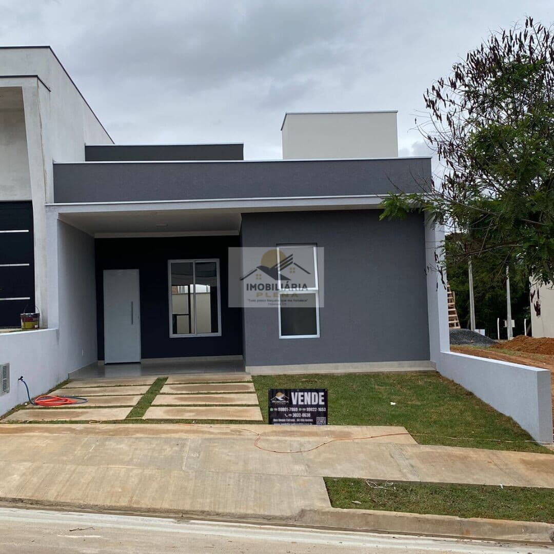 Casa com 3 Dormitórios no Cond. Villagio Ipanema I