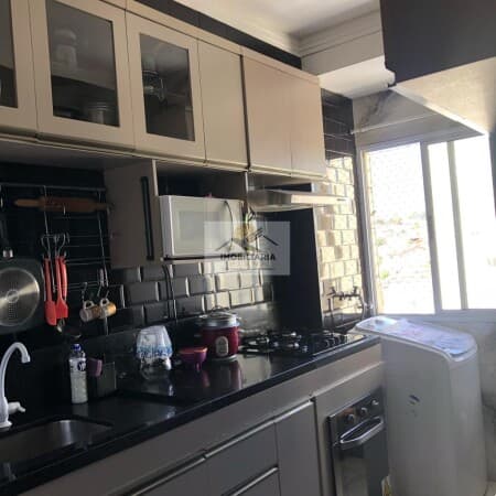 Apartamento com 2 Dormitórios no Condomínio Brisa do Parque I