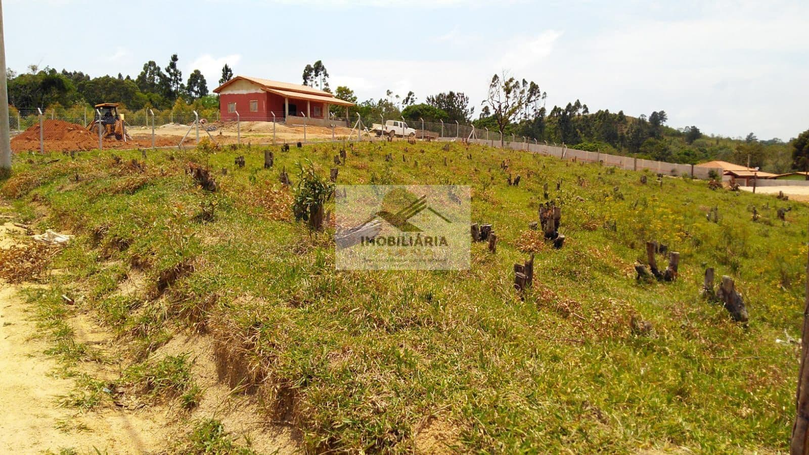 Terreno em Loteamento-Vale da Cachoeira