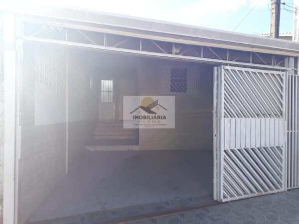 Casa 2 Dormitórios no Lopes de Oliveira