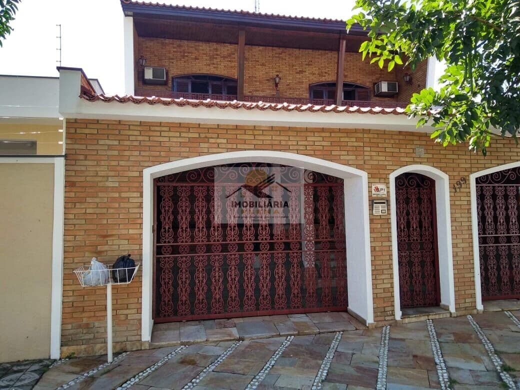 Sobrado Alto Padrão com 6 Dormitórios no Jardim Leocádia