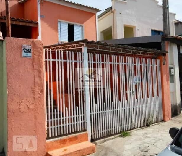 Casa com 1 Dormitório e Edícula no Santa Rosália