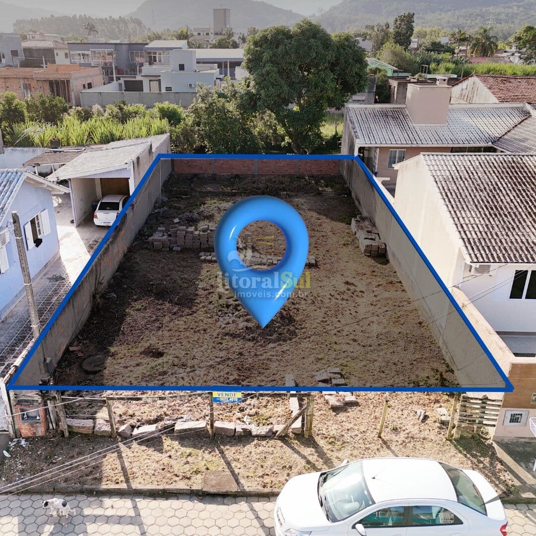 Terreno no Loteamento São João - Margem Direita.
