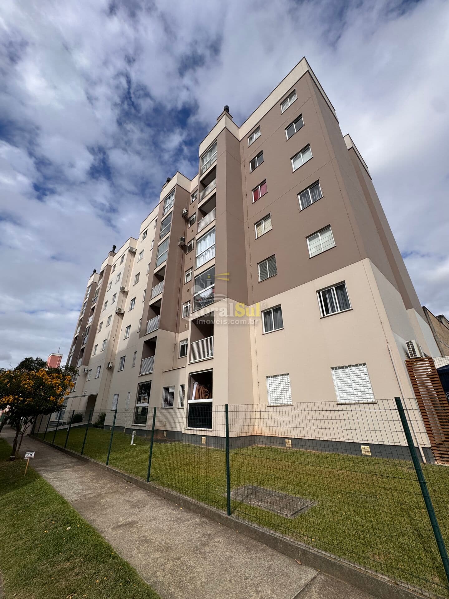 Excelente opção para morar ou investir em Tubarão